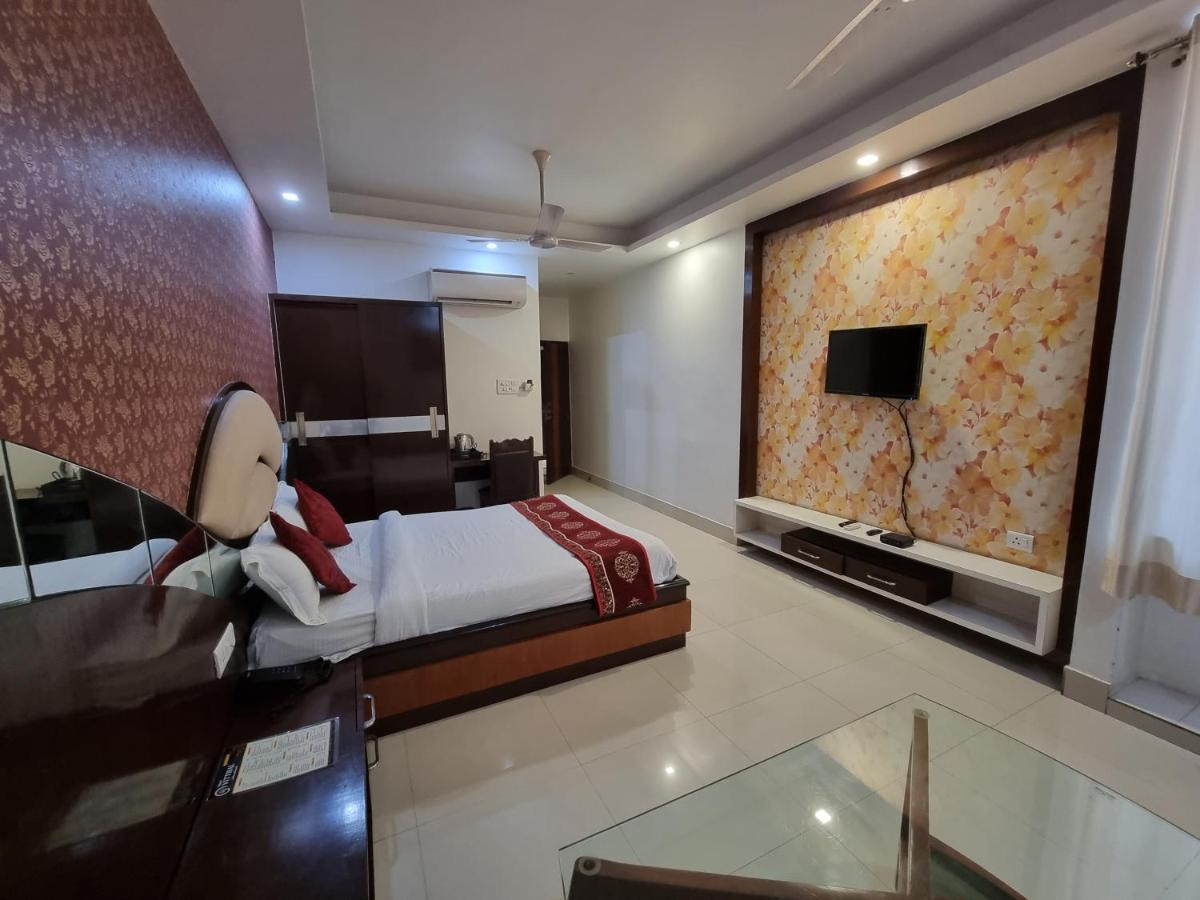 Hotel Vitthal International, Prayagraj Allāhābād Junction Buitenkant foto